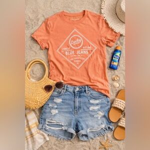 LARGE LUCKY 🍀 BRAND super soft graphic tee t shirt Peach Pale Orange top